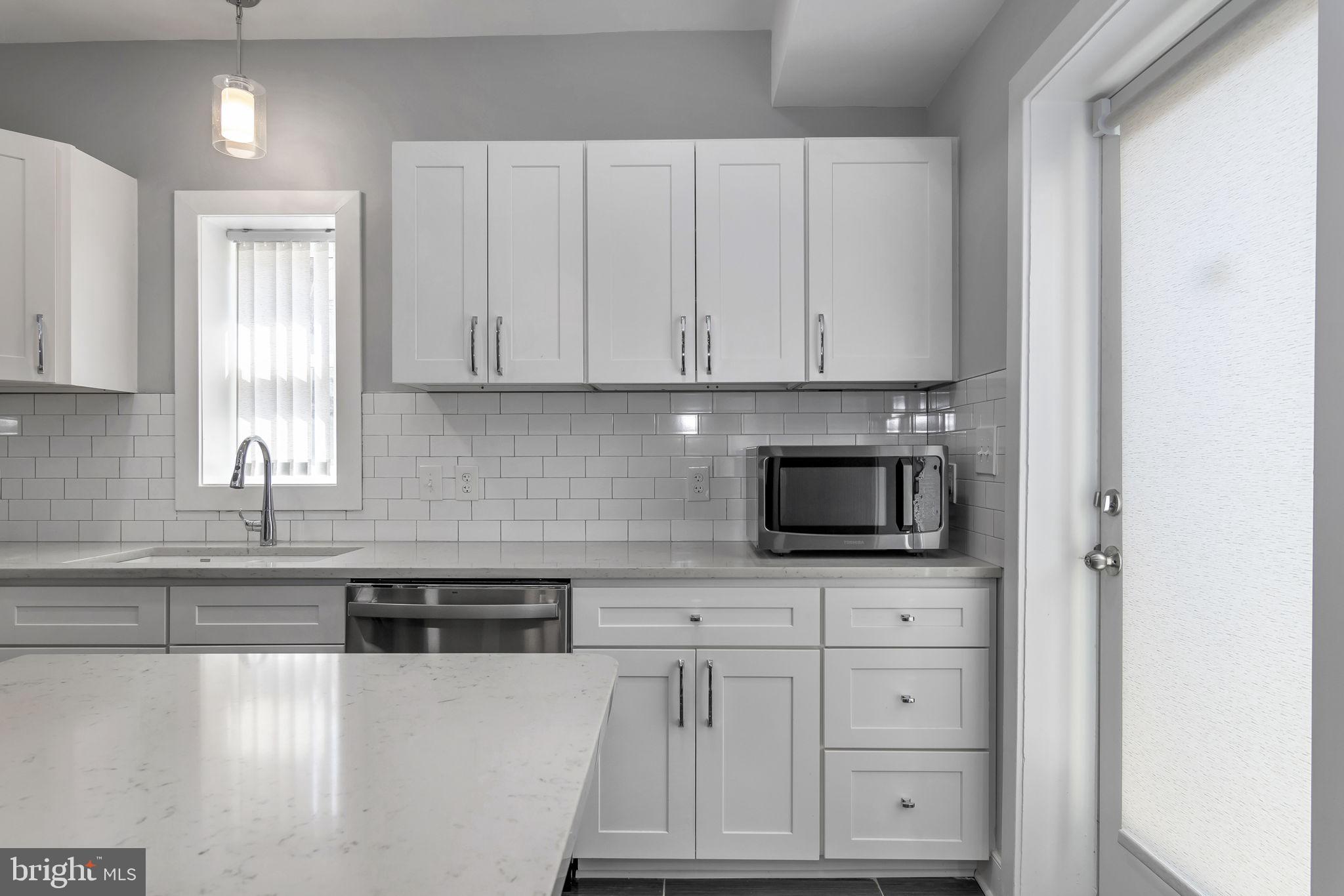 1310 Riggs Street Northwest Washington, DC 20009 - Photo 19 of 60