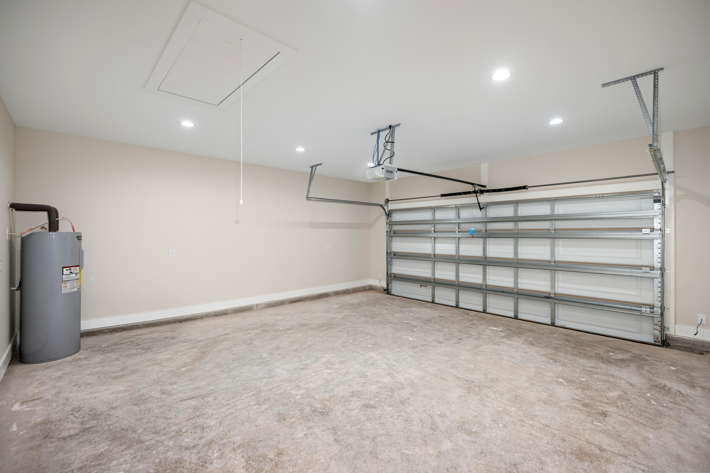 119 Spruce Street Freeport, FL 32439 - Photo 24 of 28 a view of an empty room