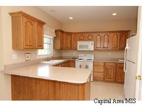 6300 Stonehaven Ridge Springfield, IL 62711 - Photo 5 of 9