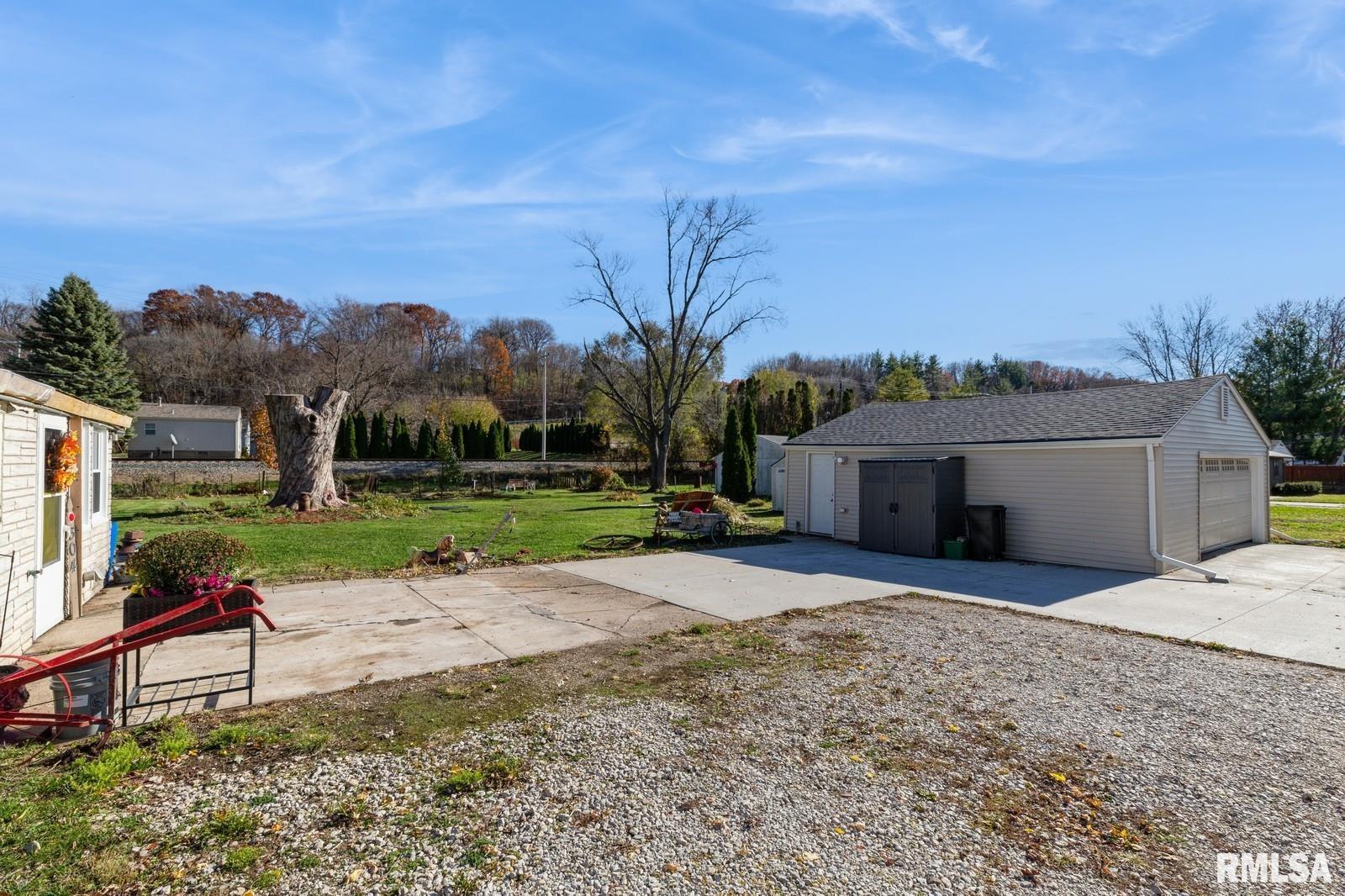 304 5th Street Hampton, IL 61256 - Photo 6 of 13 Gallery Image 6