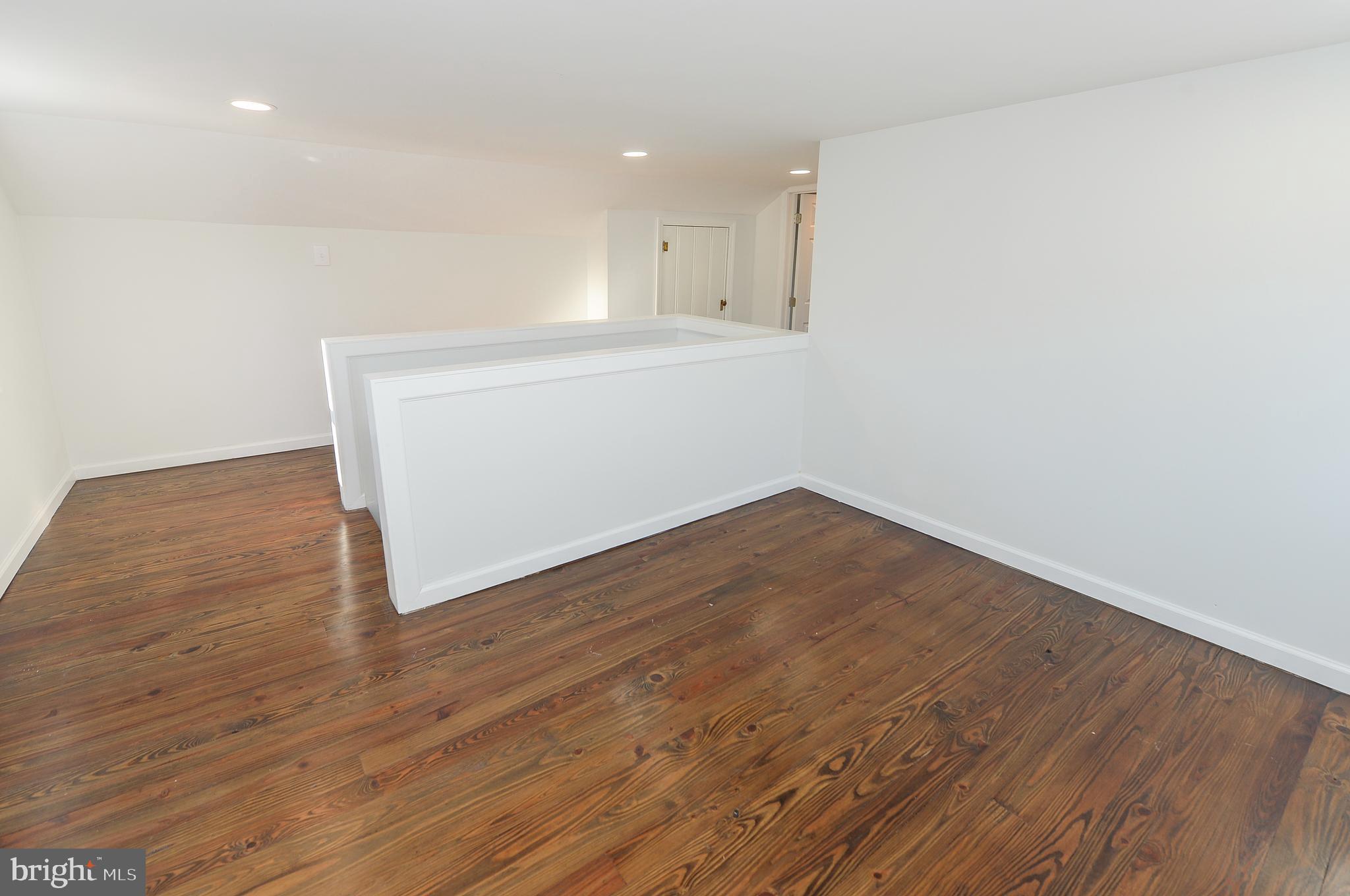 1287 Clements Bridge Road Woodbury, NJ 08096 - Photo 31 of 38 Second floor bonus room