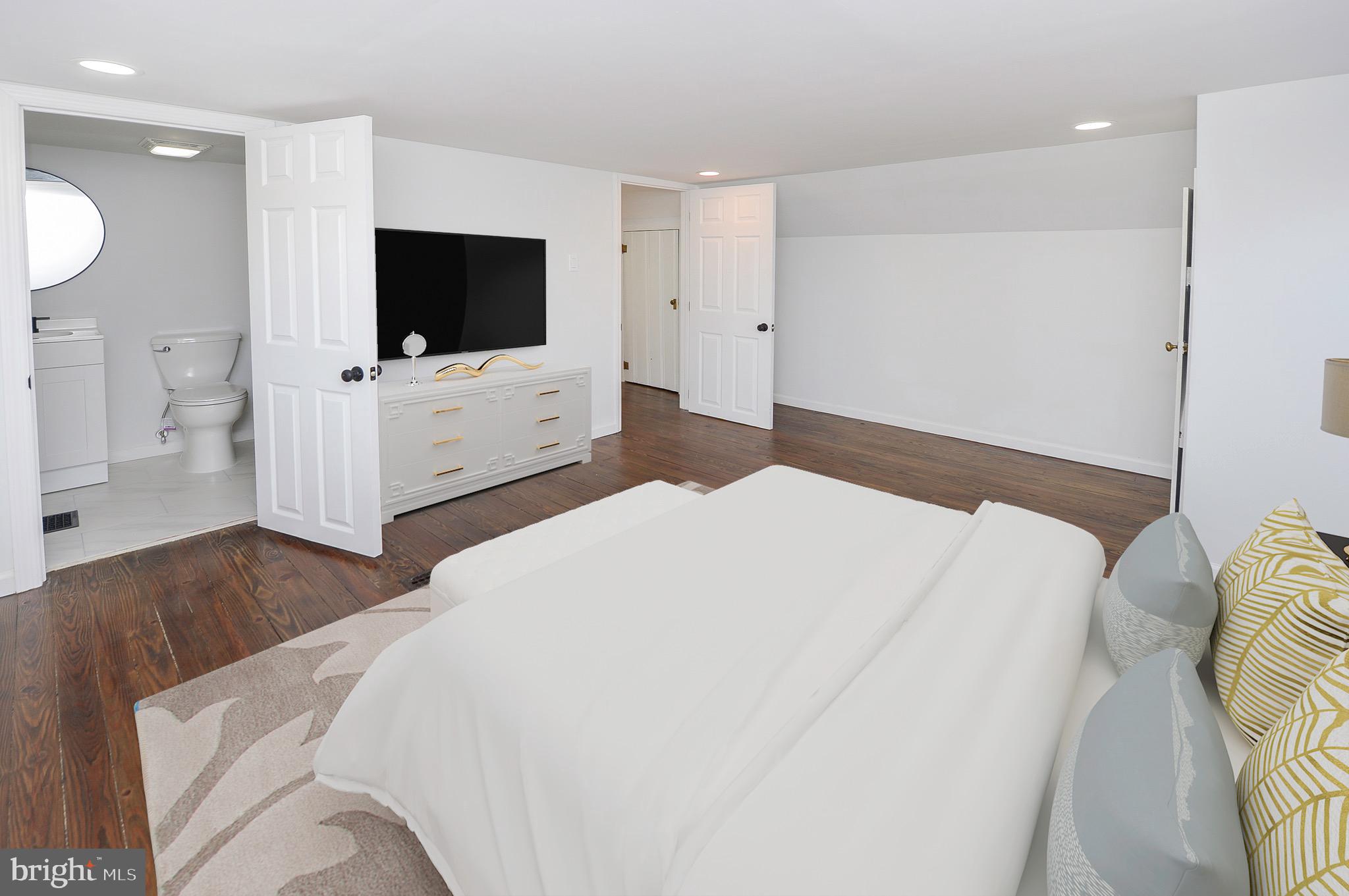 1287 Clements Bridge Road Woodbury, NJ 08096 - Photo 35 of 38 Virtually staged