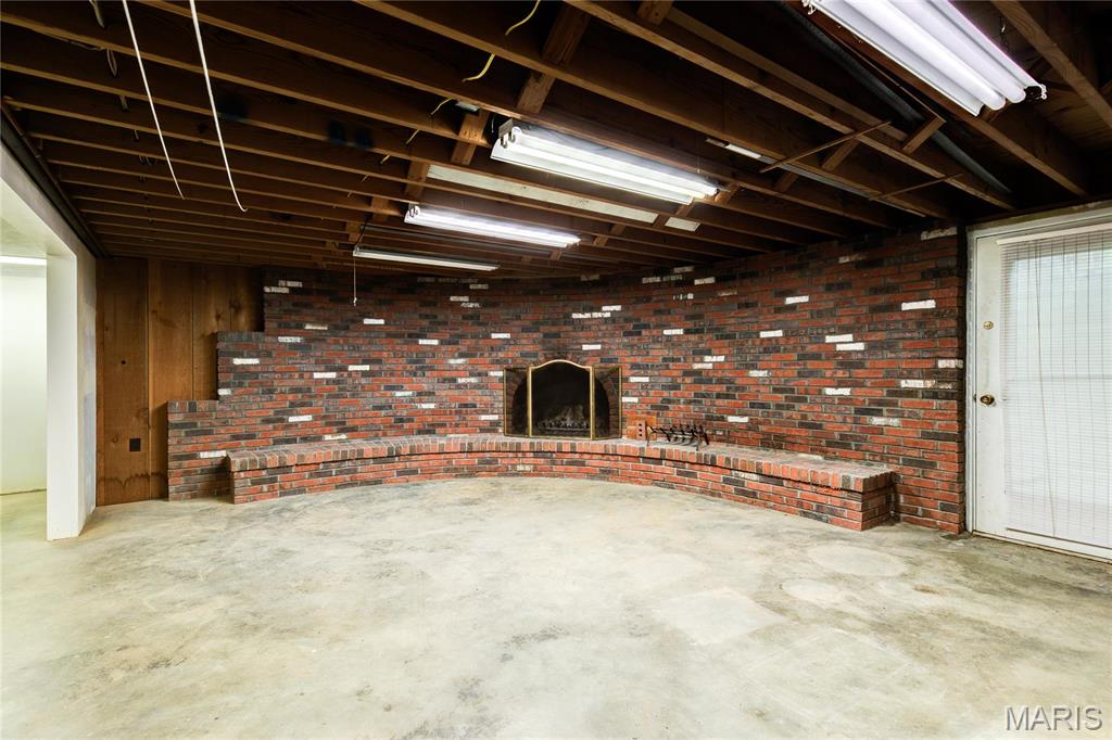 6501 Howdershell Road Hazelwood, MO 63042 - Photo 21 of 30 Gallery Image 21