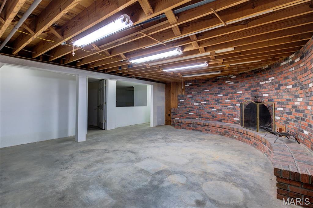 6501 Howdershell Road Hazelwood, MO 63042 - Photo 22 of 30 Gallery Image 22