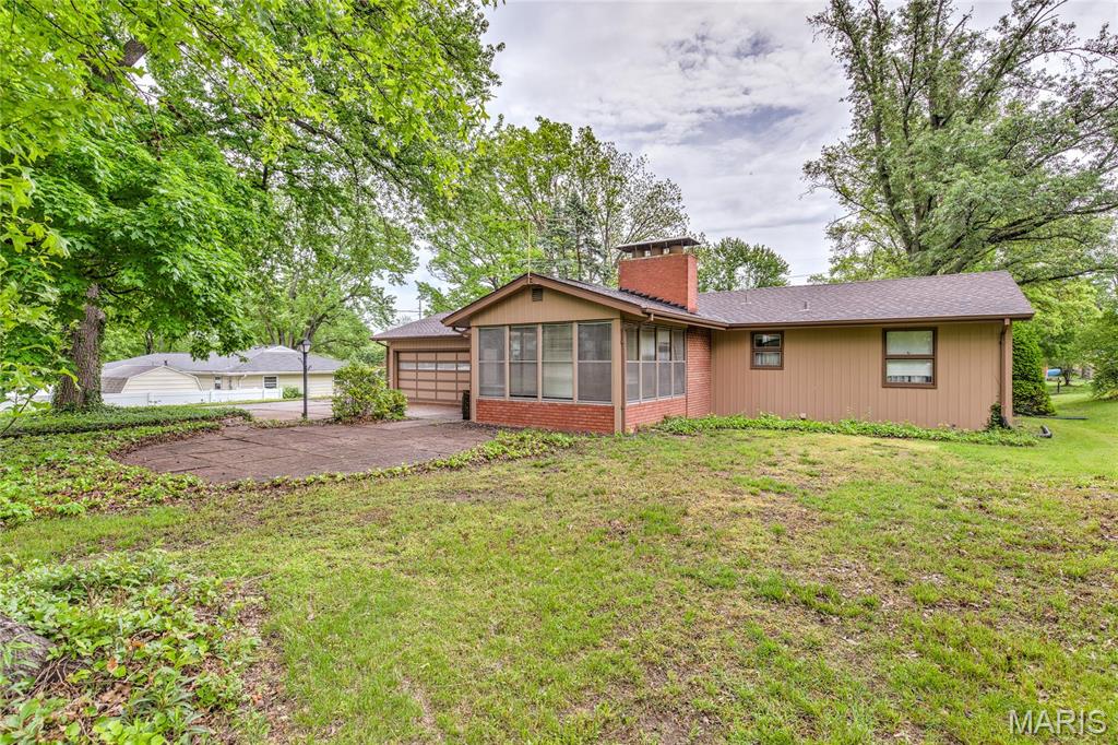 6501 Howdershell Road Hazelwood, MO 63042 - Photo 29 of 30 Gallery Image 29