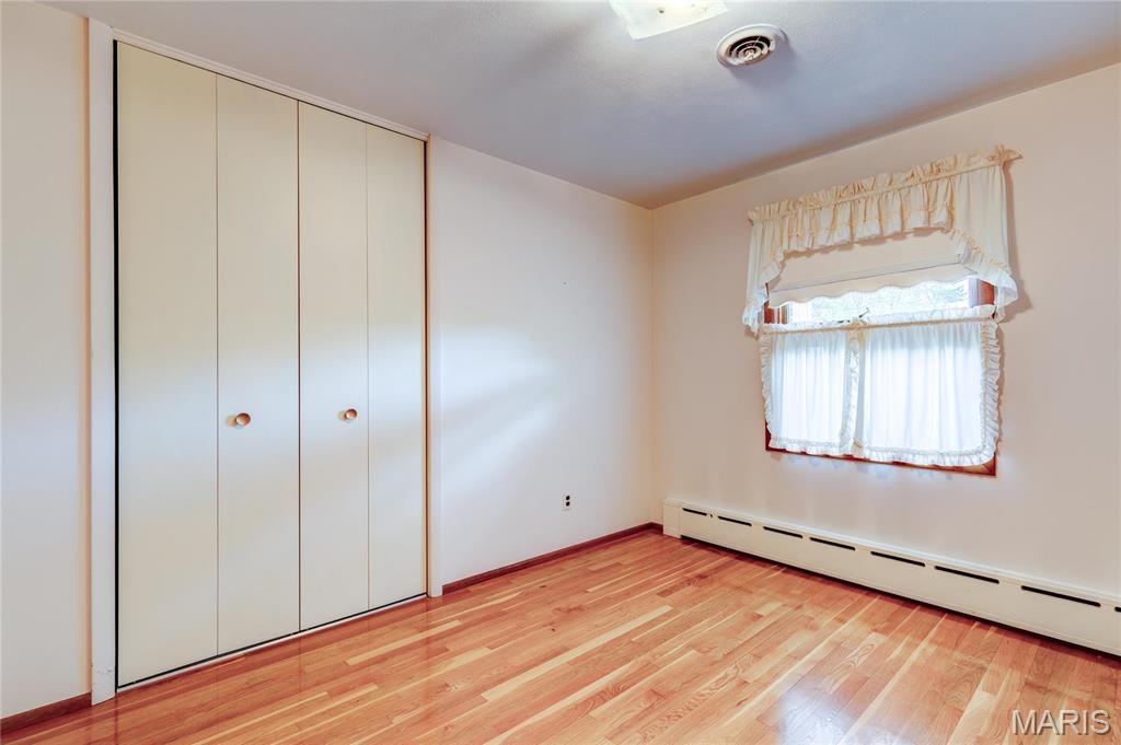 6501 Howdershell Road Hazelwood, MO 63042 - Photo 3 of 30 Gallery Image 3