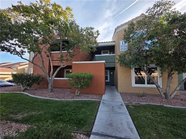 $975 | 8101 West Flamingo Road, Unit 1073, Las Vegas, NV 89147