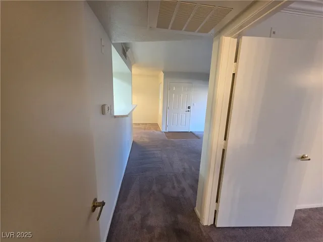 $975 | 8101 West Flamingo Road, Unit 1073, Las Vegas, NV 89147