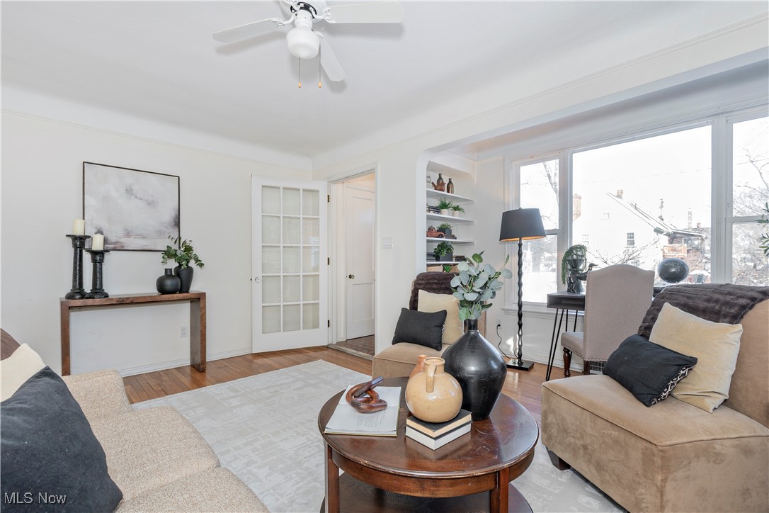 4040 Ardmore Road Cleveland, OH 44121 - Photo 4 of 43