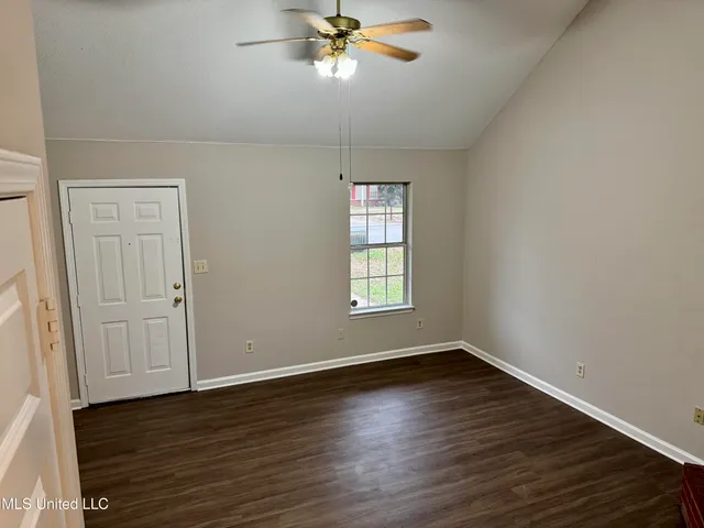 $1,250 | 2928 Churchwell Drive, Horn Lake, MS 38637