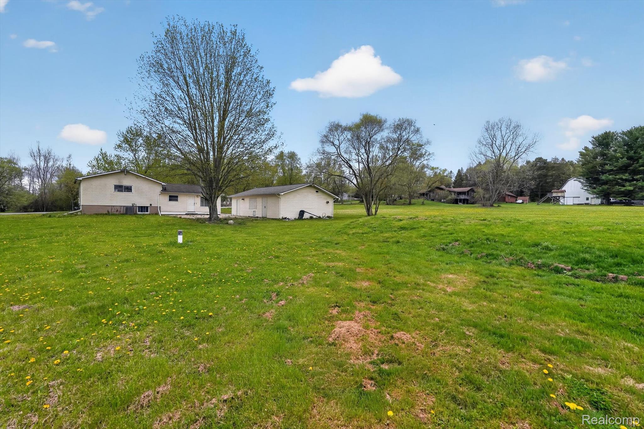 5457 East Frances Road Mount Morris, MI 48458 - Photo 39 of 42 View of grassy yard