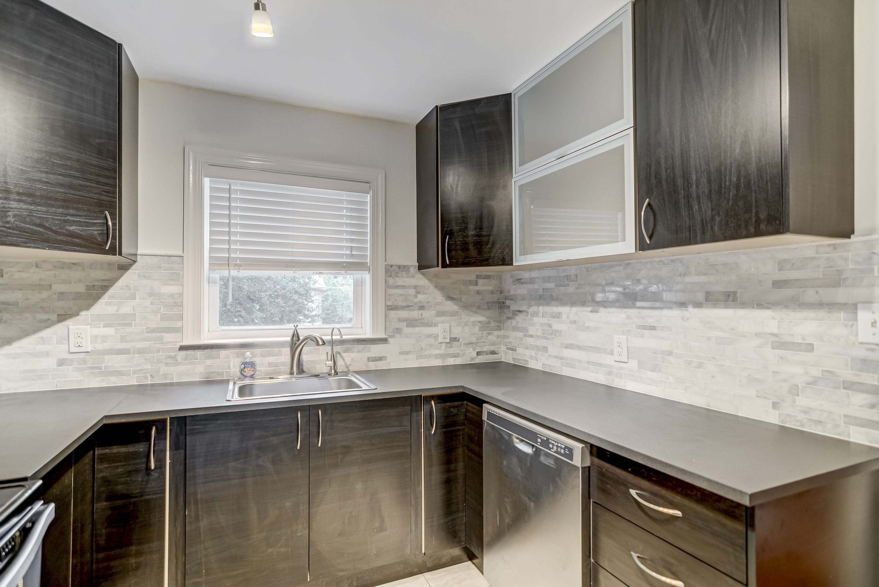 124 Hawthorne Road Raleigh, NC 27605 - Photo 5 of 17 Photo 5