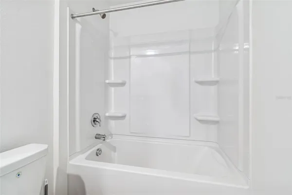 a view of a big room with a big yard