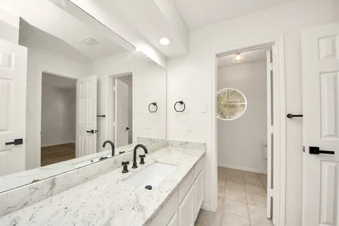 $760,000 | 4210 Alcorn Glen Lane, Sugar Land, TX 77479