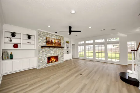 $760,000 | 4210 Alcorn Glen Lane, Sugar Land, TX 77479