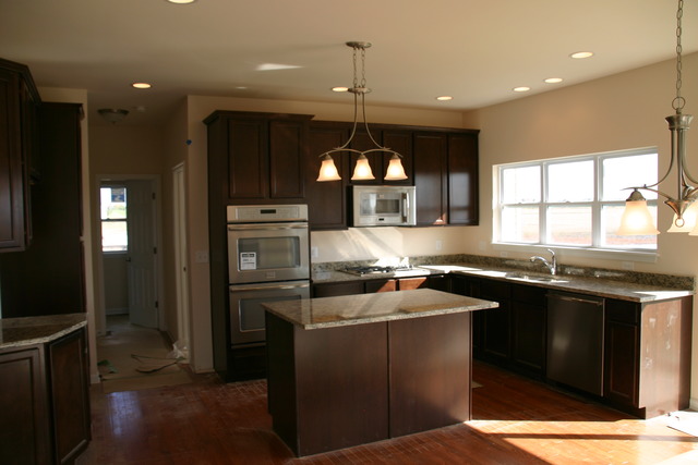 40W261 Palmer Road Geneva, IL 60134 - Photo 4 of 8