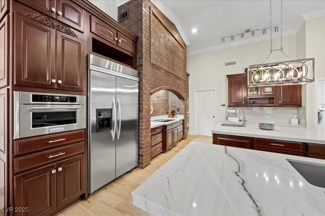 $1,750,000 | 8180 West Red Coach Avenue, Las Vegas, NV 89129