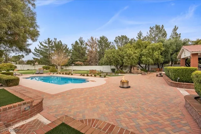 $1,750,000 | 8180 West Red Coach Avenue, Las Vegas, NV 89129