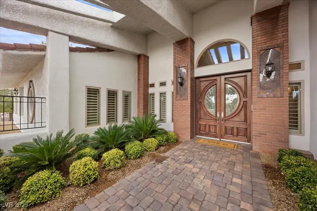 $1,750,000 | 8180 West Red Coach Avenue, Las Vegas, NV 89129