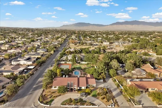$1,750,000 | 8180 West Red Coach Avenue, Las Vegas, NV 89129