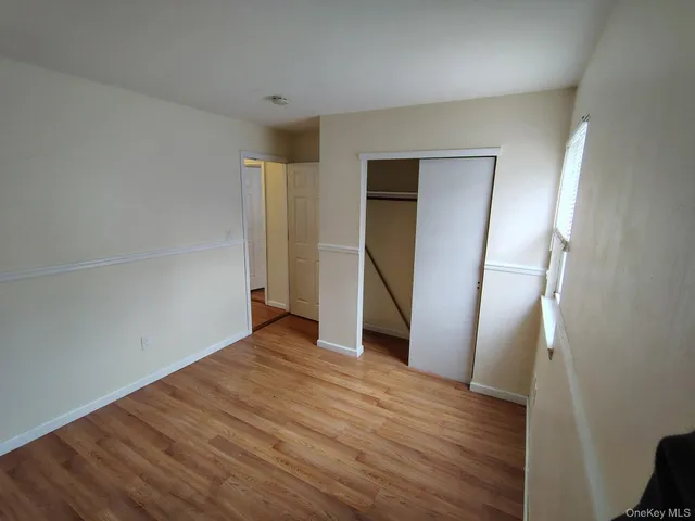 $2,800 | 122 West 1st Street, Deer Park, NY 11729