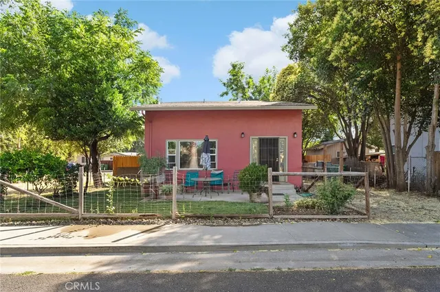 front view of house with a yard