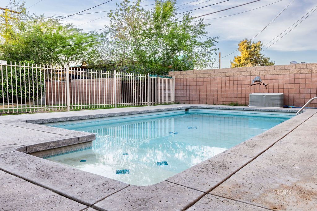 438 West Ward Avenue Ridgecrest, CA 93555 - Photo 41 of 46
