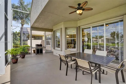 $550,000 | 8257 La Jolla Vista Lane, Lake Worth, FL 33467