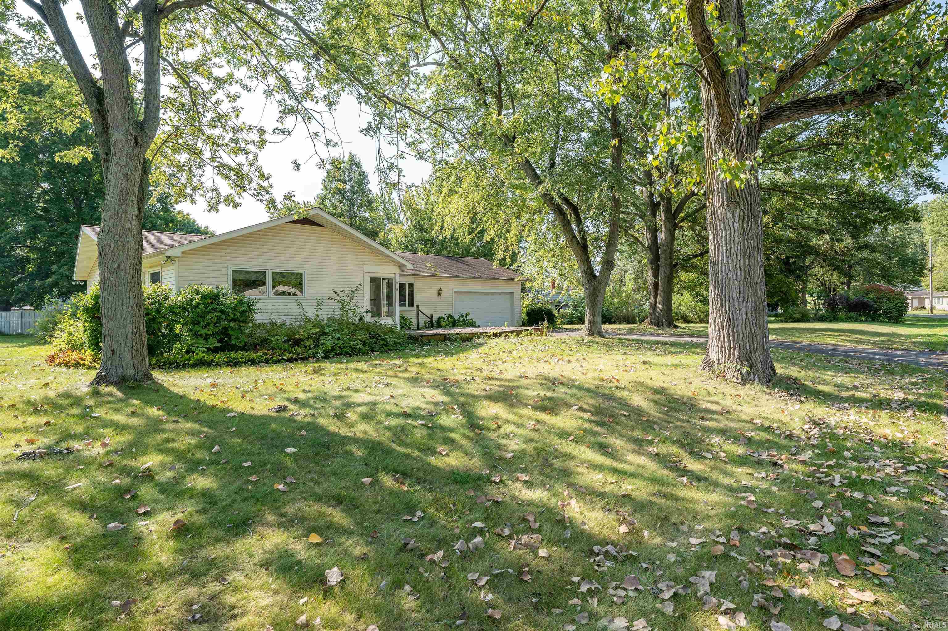 7 Henderson Street Warsaw, IN 46580 - Photo 4 of 28 Gallery Image 4