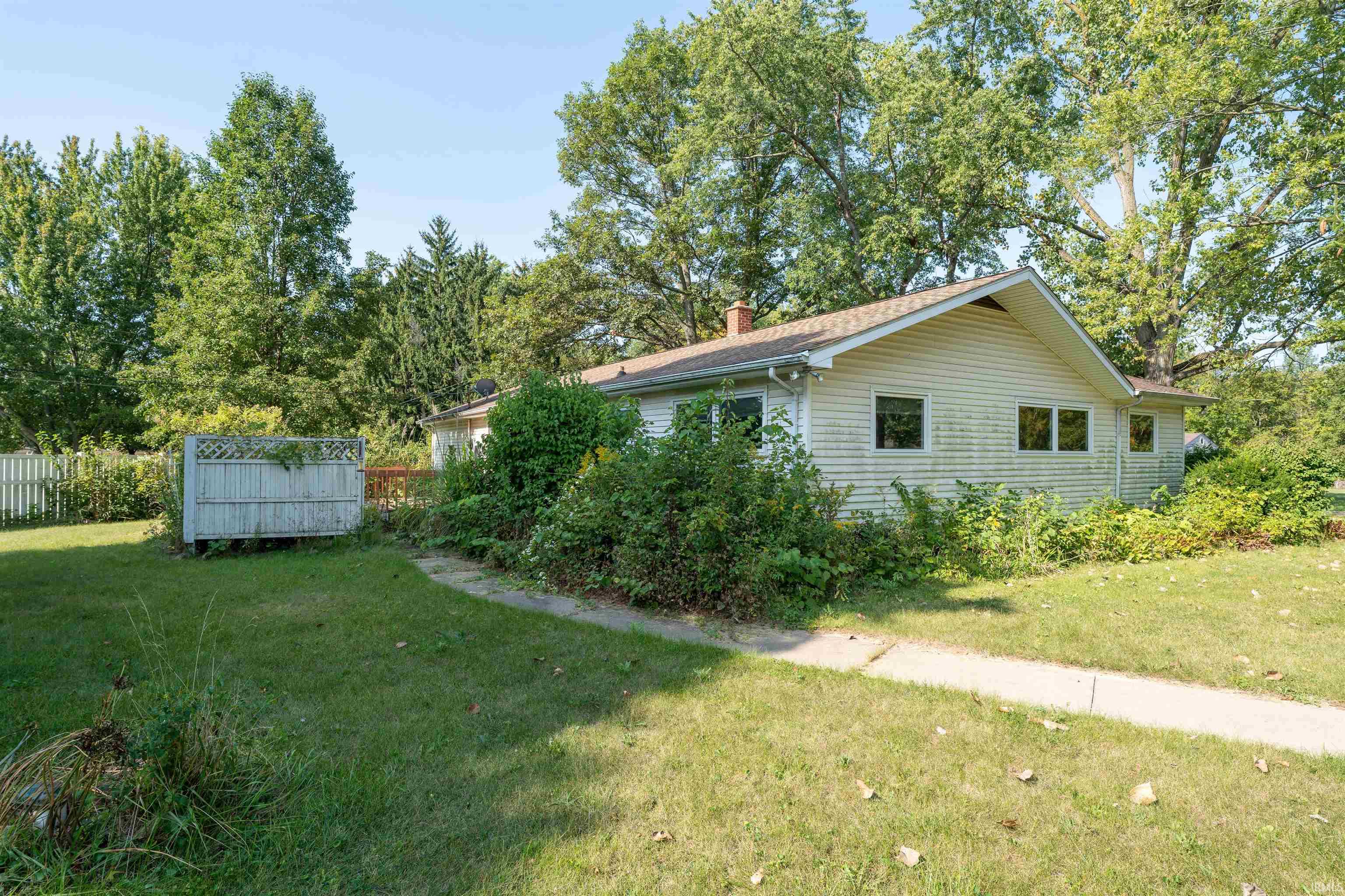 7 Henderson Street Warsaw, IN 46580 - Photo 5 of 28 Gallery Image 5