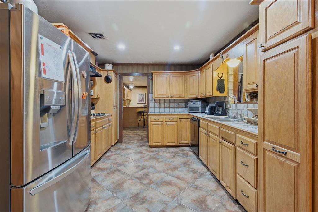 762 Arsene Lebleu Road Lake Charles, LA 70607 - Photo 7 of 33