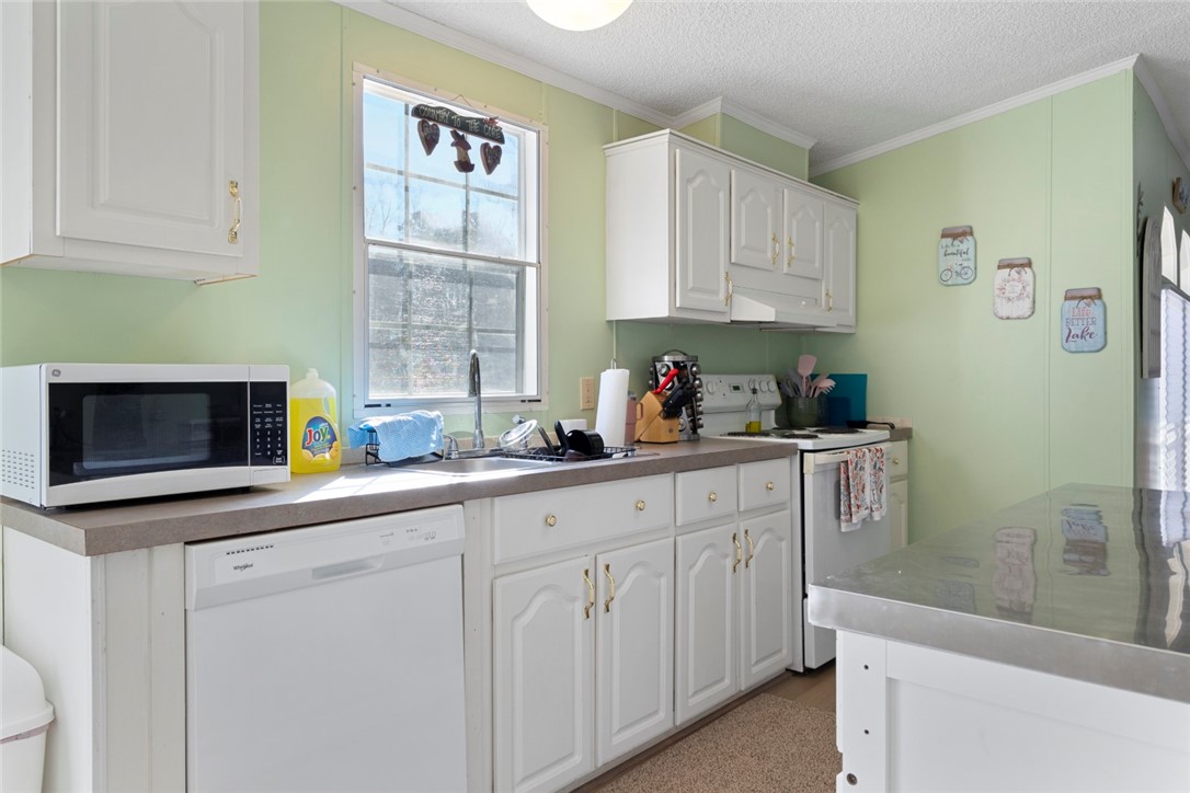 267 Hemlock Drive Seneca, SC 29678 - Photo 5 of 26