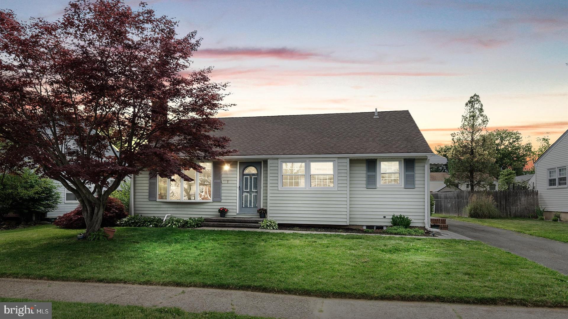 7 Constance Drive Hamilton, NJ 08620 - Photo 2 of 32
