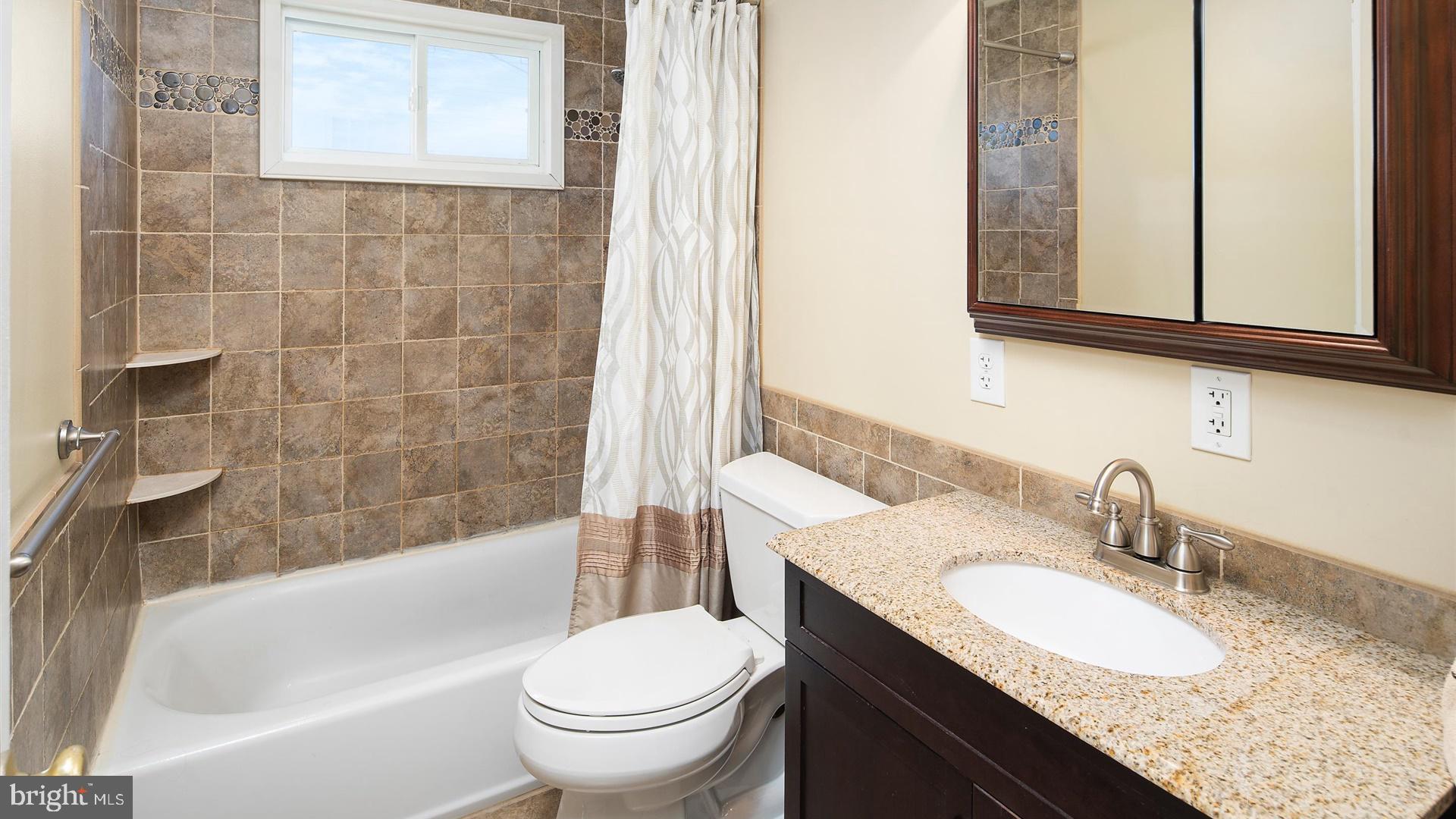 7 Constance Drive Hamilton, NJ 08620 - Photo 18 of 32 Full Bath on Bedroom Level