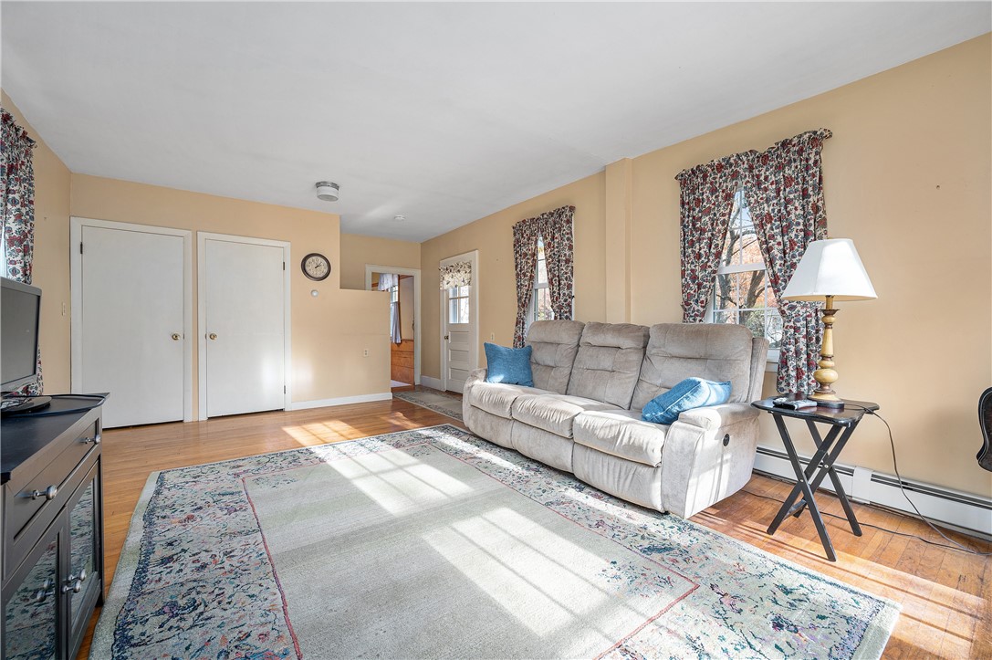 294 Stillwater Road Smithfield, RI 02917 - Photo 18 of 44 Gallery Image 18