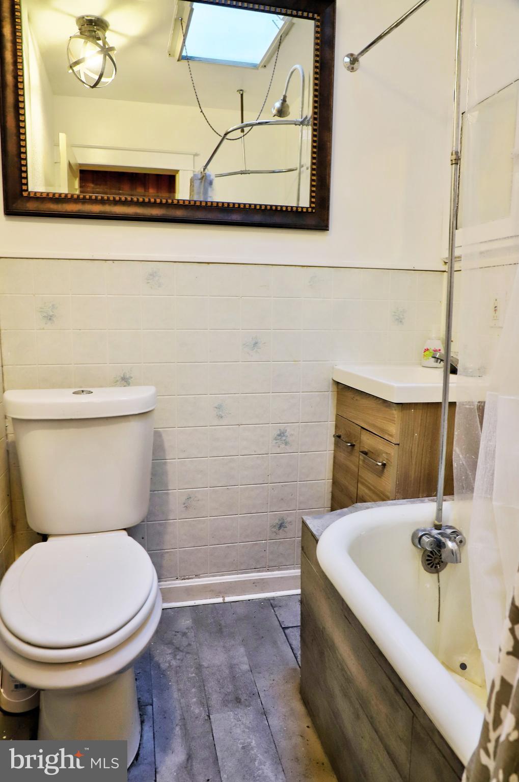 7054 Veronica Road Upper Darby, PA 19082 - Photo 18 of 26