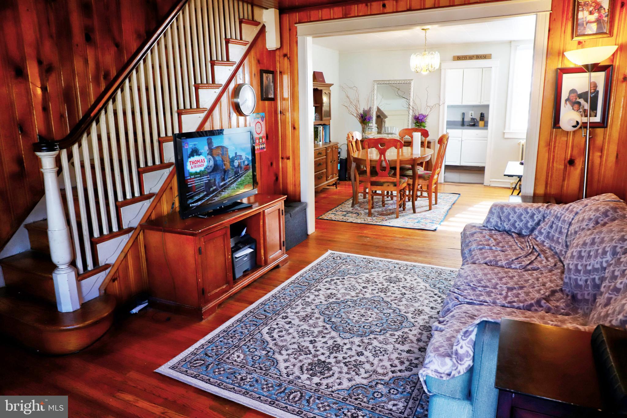 7054 Veronica Road Upper Darby, PA 19082 - Photo 4 of 26