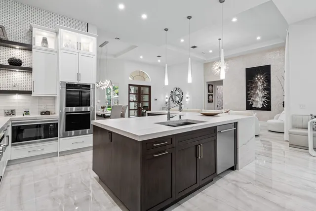 $2,295,000 | 6373 Montesito Street, Boca Raton, FL 33496