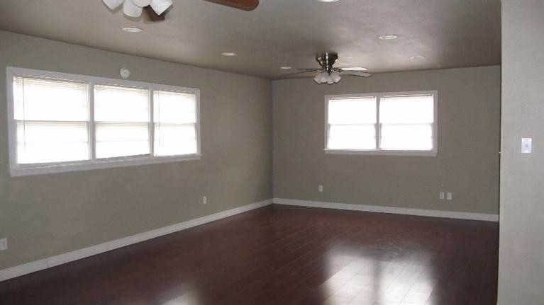 2805 55th Street Lubbock, TX 79413 - Photo 2 of 13 Photo 2