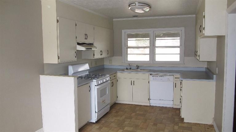 2805 55th Street Lubbock, TX 79413 - Photo 4 of 13 Photo 4
