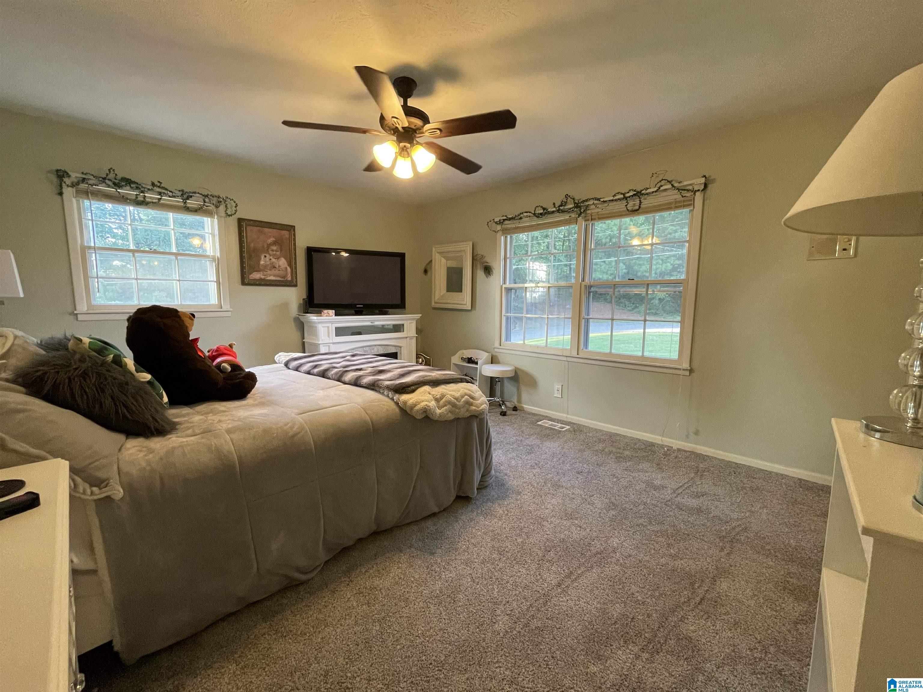 310 Montclair Place Weaver, AL 36277 - Photo 8 of 17