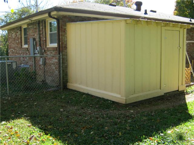 155 North Greenhill Road Mount Juliet, TN 37122 - Photo 15 of 16 Extra large attached storage shed.