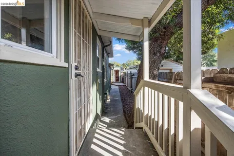 $679,000 | 10809 McIntyre Street, Oakland, CA 94605
