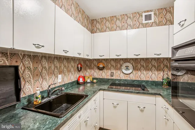 $409,900 | 560 N Street Southwest, Unit N803, Washington, DC 20024