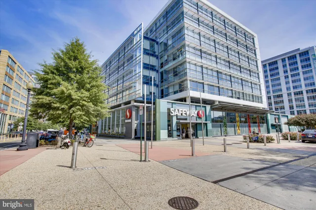 $409,900 | 560 N Street Southwest, Unit N803, Washington, DC 20024