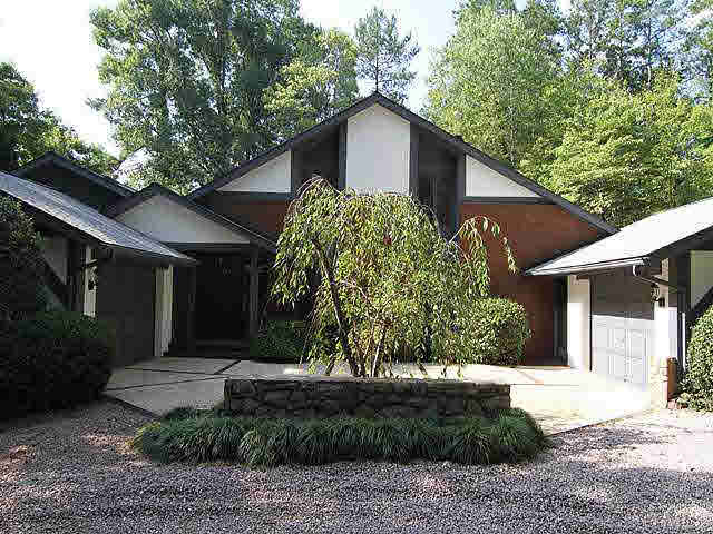 2713 Sherborne Place Raleigh, NC 27612 - Photo 23 of 25 Fantastic contemporary plan centrally located for easy access anywhere! Just a jump down to Crabtree Valley for shopping and dining, about 5 minutes to N. Hills, and about 10 minutes to downtown Raleigh. Close to Shelly Lake and greenway access too!