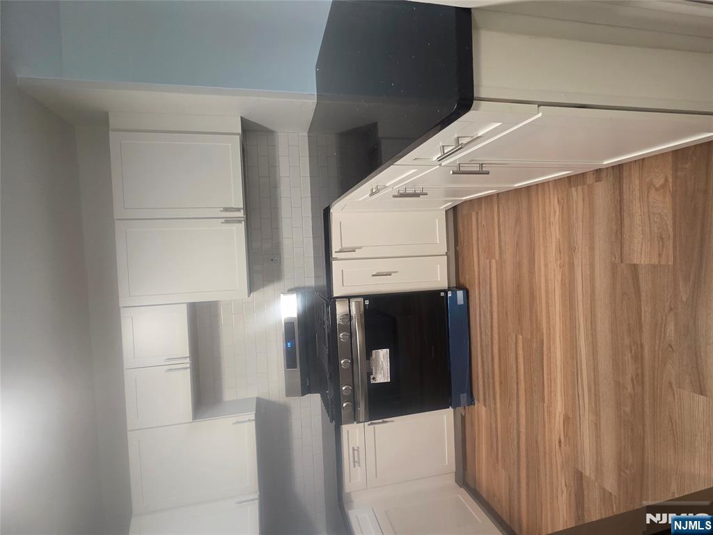 1203 River Road, Unit 15G Edgewater, NJ 07020 - Photo 5 of 9