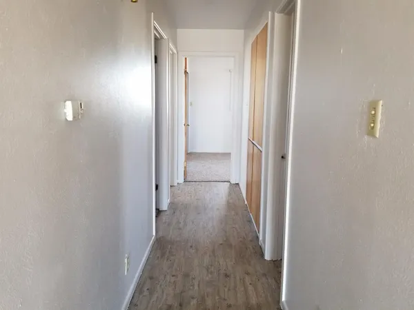 $1,250 | 8902 East County Road 7700, Slaton, TX 79364