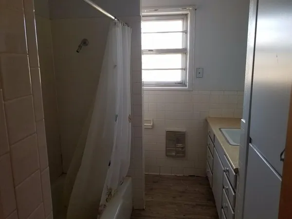 $1,250 | 8902 East County Road 7700, Slaton, TX 79364