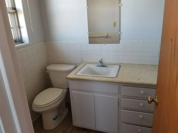 $1,250 | 8902 East County Road 7700, Slaton, TX 79364